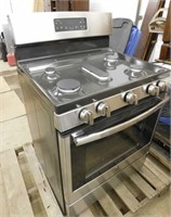 NEW GE Gas Stove-Mod JGB660(was in model home)