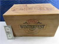 COORS Winterfest Wooden Crate w/ Lid AS IS