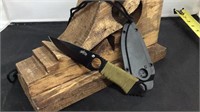 Paracord Knife with neck holster
