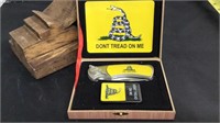 Don’t Tread On Me Knife and Lighter in case