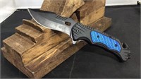 Blue/black knife