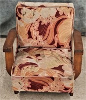 CHILDS CUSHIONED ROCKING CHAIR