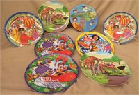 8 PLASTIC MCDONALDS KIDS PLATES