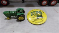 John Deere Tractor / pin / min hess truck