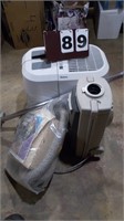 Vacuum cleaner/ humidifier