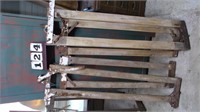 4 Stanchions