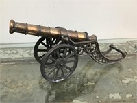 Decorative metal cannon