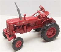 1/16 Die-Cast Ertl Farmall Super A Tractor