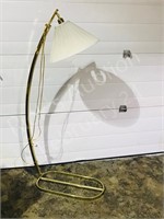 extendible floor lamp, brass color