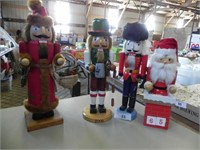 Vintage Nut Crackers - lot of 4