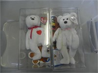 2 Vintage Ty Bears in cases & small tote