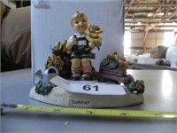 2004 Hummel Summer Days w/Boy Figurine