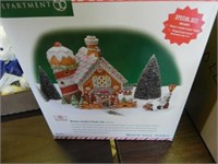 Dept. 56 North Pole Series Lighted House