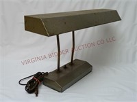 Vintage Industrial Style Desk Lamp ~ Powers On