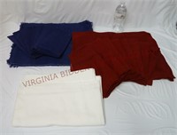 White Tablecloth, Blue & Red Place Mats & Napkins