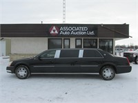 2011 CADILLAC LIMOUSINE