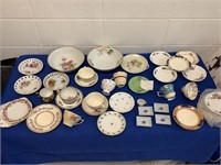 Assorted China Pieces