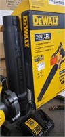 Dewalt 20v axial handheld blower charger included