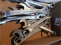 16 misc standard combination wrenches, 5/16-11/16"