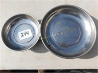 2 magnetic parts bowls