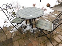 patio table & 2 chairs
