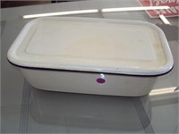 Enamel Ware Large Pan with Lid - Blue Trim