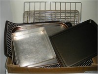 Cookie and Jellyroll Pans and Racks