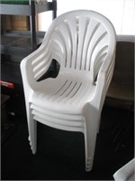 4 Rubbermaid Outdoor Chairs