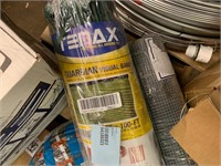 100 foot visual barrier and chicken wire lot