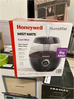 Honeywell small humidifier never used