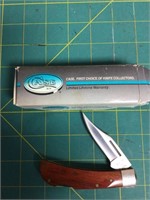 Case knife looks new in the box
