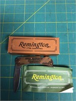 Remington knife looks new in box