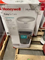 Honeywell humidifier like new