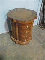 ROUNDED END TABLE W/ LEATHER TOP 21x25