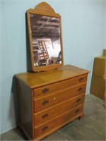 5 DR NH MADE CHEST 35x46