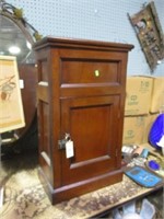 SMALL CABINET 15x9x28