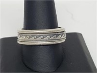 .925 Sterling Silver Spinner Band