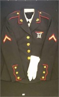 WOMAN'S MARINE DRESS BLUES UNIFORM & AWARDS