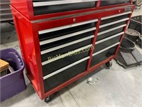 CRAFTSMAN LOCKING TOOL BOX - Lower Box