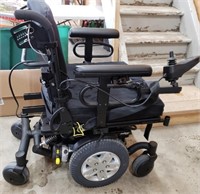 Quantum power electric wheel chair - almost new