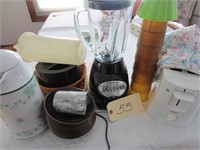 hamilton beach blender, toaster, glasses