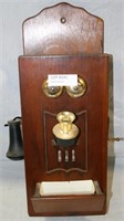 VINTAGE STYLE BATTERY OPERATED WALL PHONE RADIO