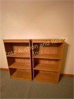 2 SMALL BOOKCASES