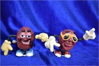 2 Vintage Wind Up Walking "California Raisins"