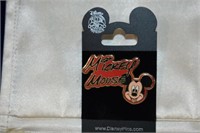 Mickey Mouse 2 Tac Pin