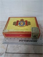 Royal Jamaica Cigar Box w/ Humidor Tubes
