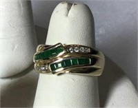 14kt Yellow Gold Ring w/ Emerald and Diamonds