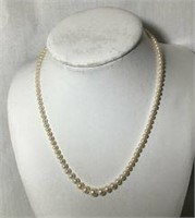 Pearl Necklace w/ 10kt White Gold Clasp