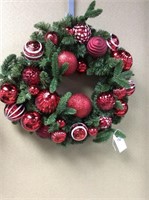 Wreath with red balls