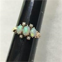 10kt Yellow Gold & Opal Ring w/ Seed Pearls